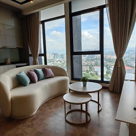 Expressionz Designer Suites Host By Aurora Premium Stay Kuala Lumpur Kültér fotó